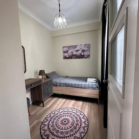 Taksim Private Room อิสตันบูล ภายนอก รูปภาพ